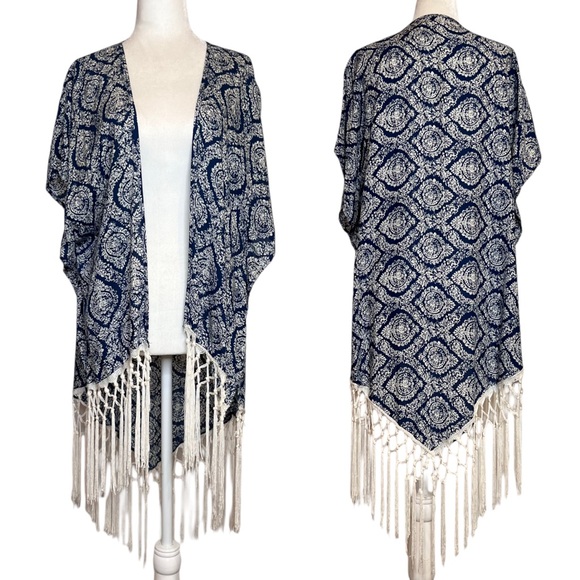 Anthropologie Do Everything in Love Boho Print Fringed Kimono. One size - Picture 1 of 6